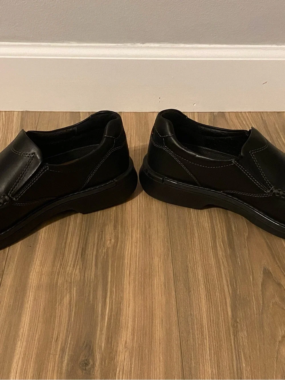 ECCO EU 44 Men’s US 10 10.5 black leather slip on loafers ltwt shock point shoes